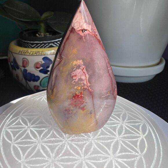 Mookaite Crystal Tear Drop Tower - Picture 5 of 12